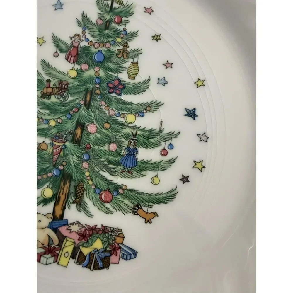 Nikko Happy Holidays Dinner Plates 10.5